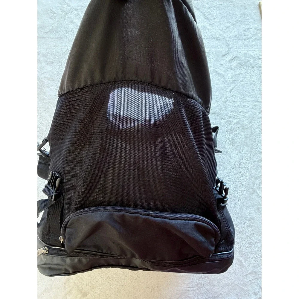 Nike Black Vintage Mesh Ventilated Gym Bag Unisex OS Excellent